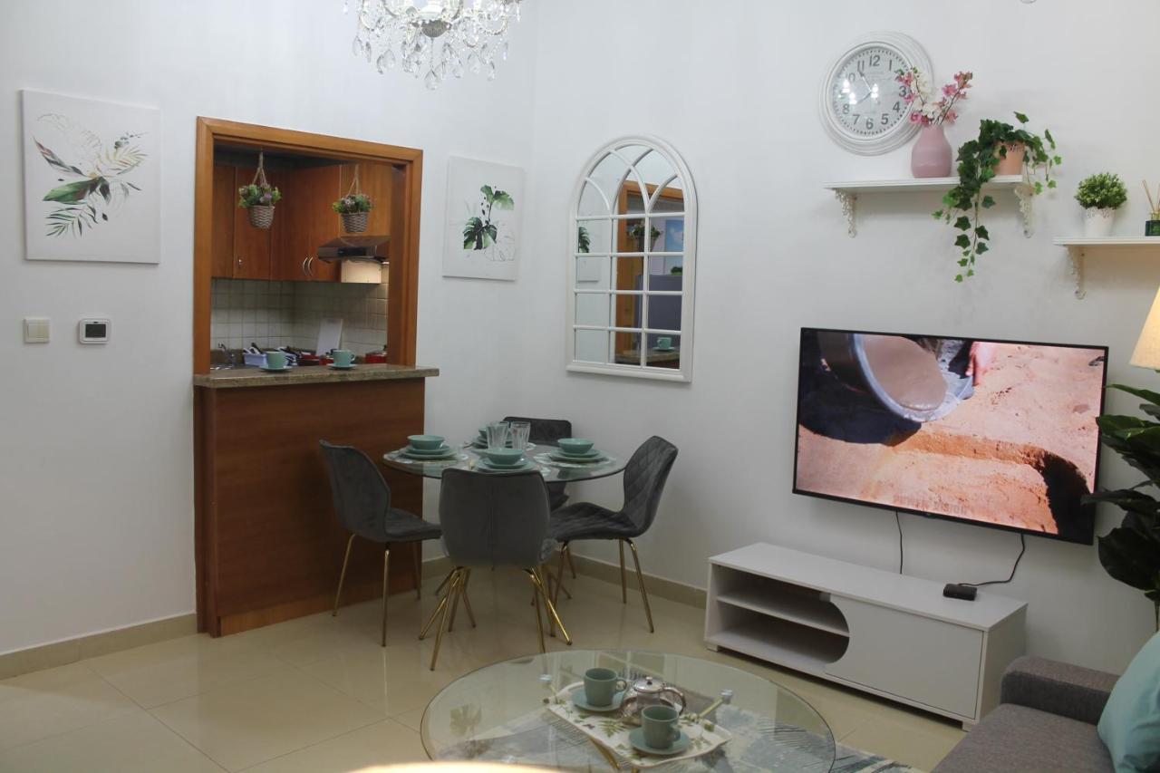 Newly Furnished One Bedroom Apartment Next To Metro & Beach In Marina Residence Ντουμπάι Εξωτερικό φωτογραφία