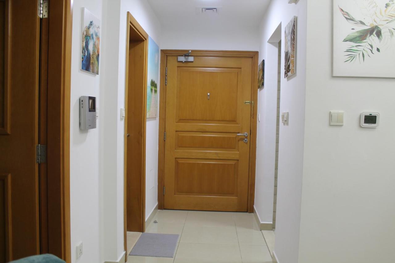 Newly Furnished One Bedroom Apartment Next To Metro & Beach In Marina Residence Ντουμπάι Εξωτερικό φωτογραφία