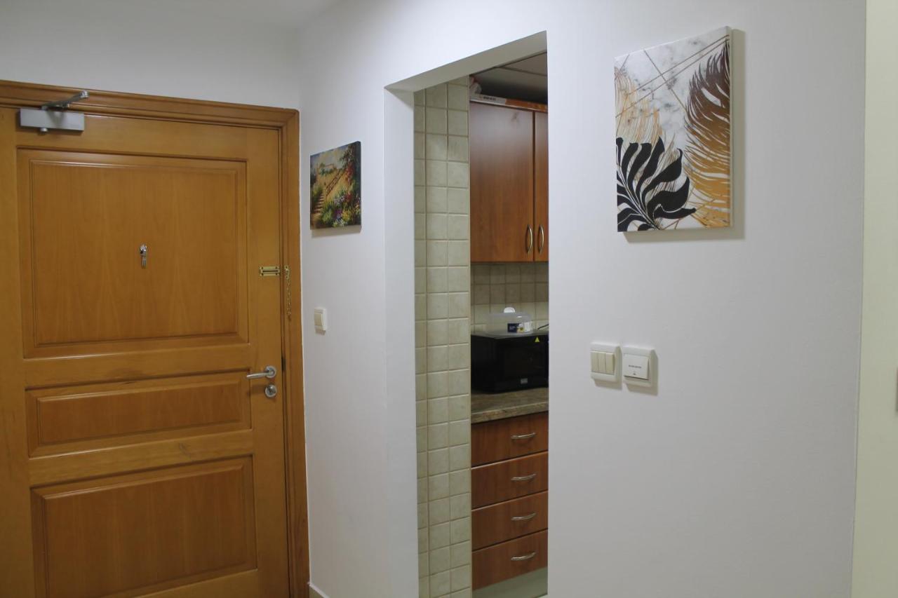 Newly Furnished One Bedroom Apartment Next To Metro & Beach In Marina Residence Ντουμπάι Εξωτερικό φωτογραφία